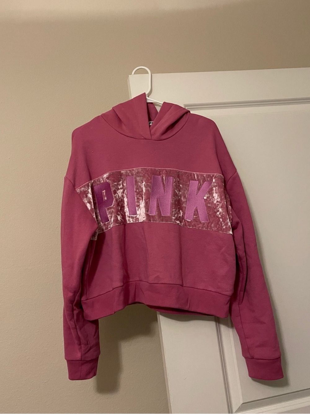NWOT VS PINK Victoria's Secret Crushed Velvet Cropped Hoodie Sweatshirt Sz L
